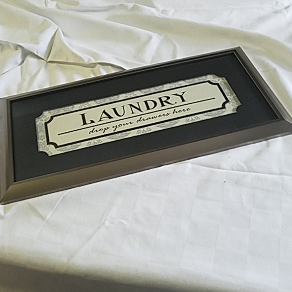 Wall Art Laundry Sign NWT